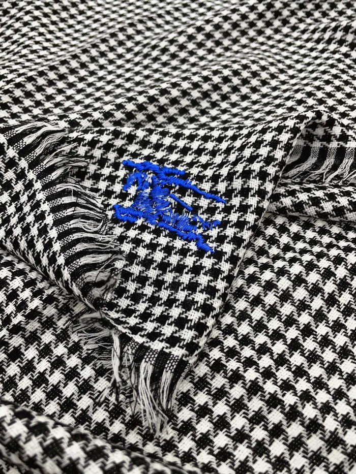 Burberry Scarves Men Womens Fashion Scarf with Original Box Whatsapp【+1-3239614486】