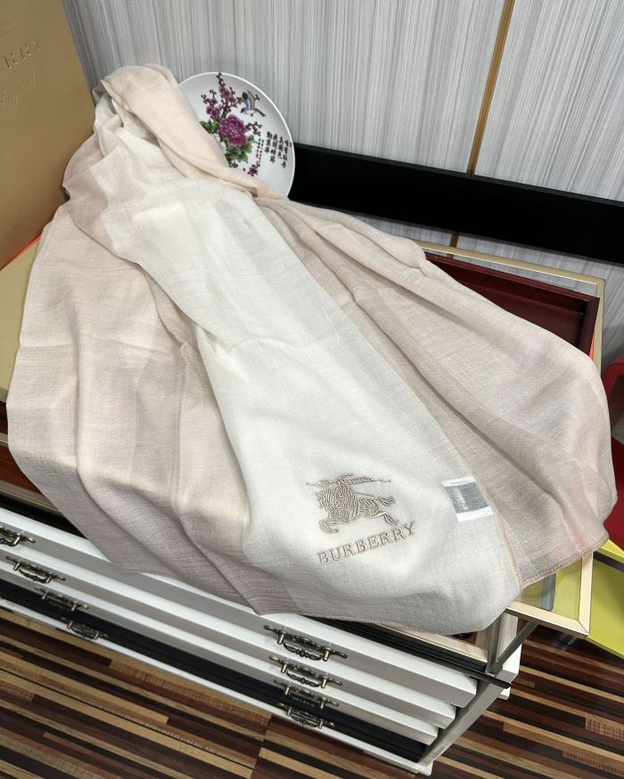 Burberry Scarves Womens Fashion Scarf with Original Box Whatsapp【+1-3239614486】