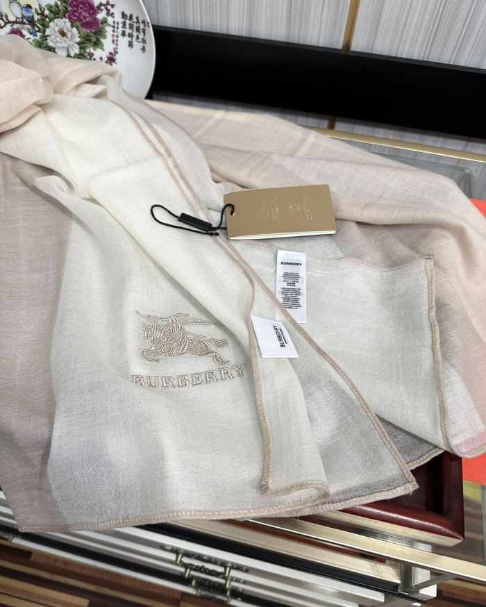 Burberry Scarves Womens Fashion Scarf with Original Box Whatsapp【+1-3239614486】