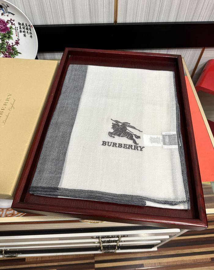 Burberry Scarves Womens Fashion Scarf with Original Box Whatsapp【+1-3239614486】
