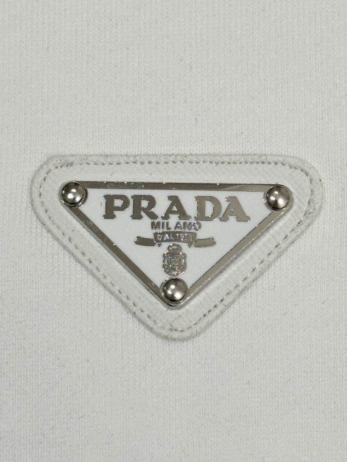 Prada Women Mens Long Sleeve T Shirts Sweatshirt Luxury Brand Mens Sweatshirts Whatsapp【+1-3239614486】