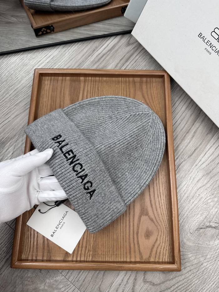 Balenciaga Mens Womens Hats Luxury Brand Design Balenciaga Knit Hat with Original Box Whatsapp 【+1-3239614486】