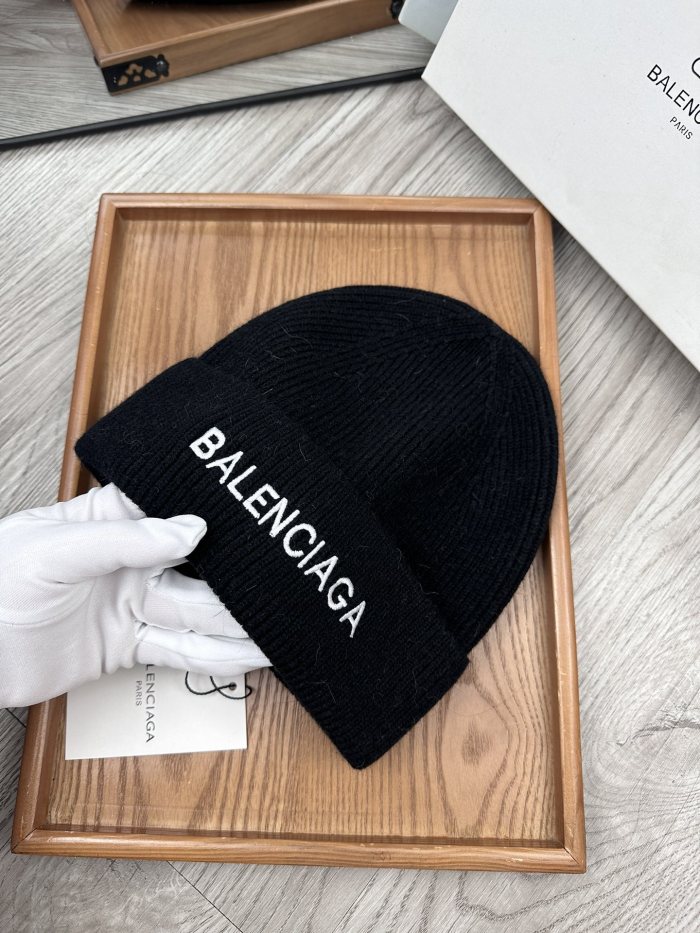 Balenciaga Mens Womens Hats Luxury Brand Design Balenciaga Knit Hat with Original Box Whatsapp 【+1-3239614486】