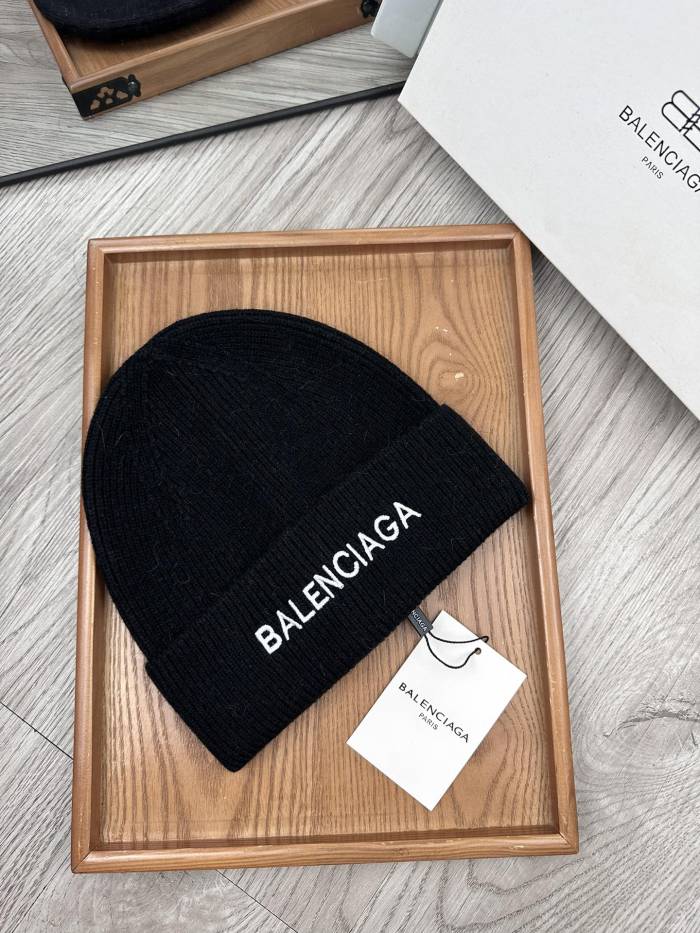 Balenciaga Mens Womens Hats Luxury Brand Design Balenciaga Knit Hat with Original Box Whatsapp 【+1-3239614486】