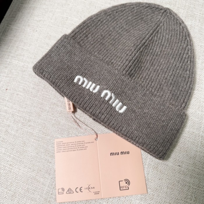 Miumiu Womens Cap Knit Hat Luxury Brand with Original Box Whatsapp 【+1-3239614486】