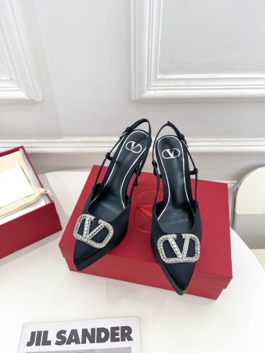 Valentino Garavani Women Fashion Shoes Pumps Luxury Brand Vlogo Signature Calfskin with Original Box 11cm Heel Whatsapp【+1-3239614486】
