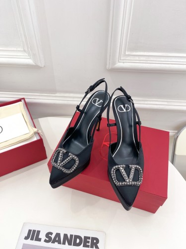 Valentino Garavani Women Fashion Shoes Pumps Luxury Brand Vlogo Signature Calfskin with Original Box 11cm Heel Whatsapp【+1-3239614486】