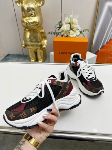 Louis Vuitton Womens Shoes Sneakers Lace-Up Luxury Brand Fashion LV Run 55 Sneaker with Original Box 1ACGOQ Whatsapp 【+1-3239614486】