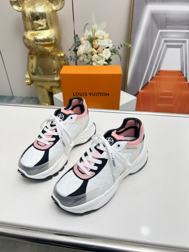 Louis Vuitton Womens Shoes Sneakers Lace-Up Luxury Brand Fashion LV Run 55 Sneaker with Original Box 1ACGOQ Whatsapp 【+1-3239614486】