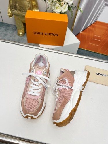 Louis Vuitton Womens Shoes Sneakers Lace-Up Luxury Brand Fashion LV Run 55 Sneaker with Original Box 1ACGOQ Whatsapp 【+1-3239614486】
