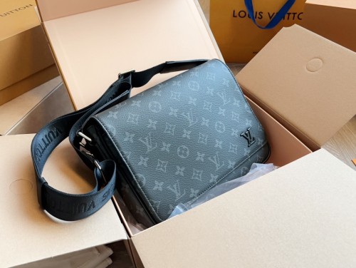 Louis Vuitton Mens Bags Fashion Type Shoulder Messenger Bags Luxury Brand Black DISTRICT PM M45272 with Original Box whatsapp【+1-3239614486】