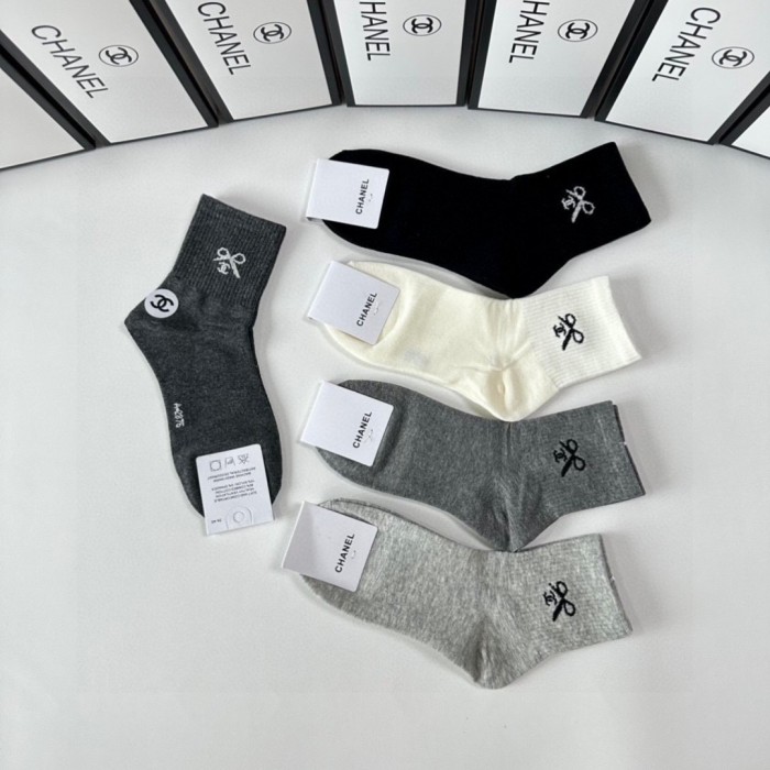 Chanel Socks 5 Pairs with Original Box Luxury Brand Breathable Chanel Sock whatsapp 【+1-3239614486】