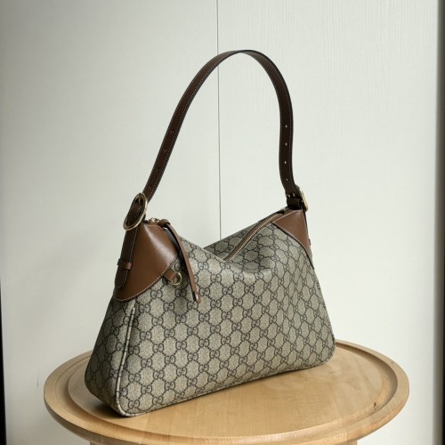 Gucci Mens Bags Shoulder Bag Design Luxury Brand GG EMBLEM LARGE SHOULDER BAG 815217 FAD6L 9758 whatsapp 【+1-3239614486】