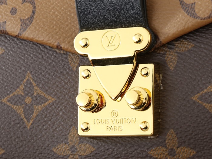 Louis Vuitton Womens Bags Crossbody Bag Luxury Brand Trunkie Monogram Canvas M14526 with Original Box Whatsapp【+1-3239614486】