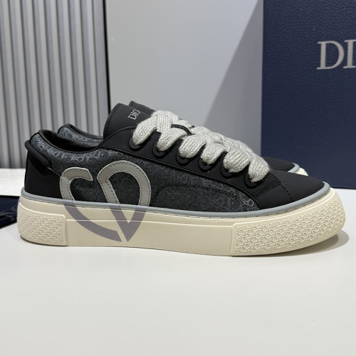 Dior Mens Shoes Sneakers Luxury Brand DIOR AND KAWS B33 Spin Sneaker -LIMITED AND NUMBERED EDITION Dior Oblique Canvas whatsapp【+1-3239614486】