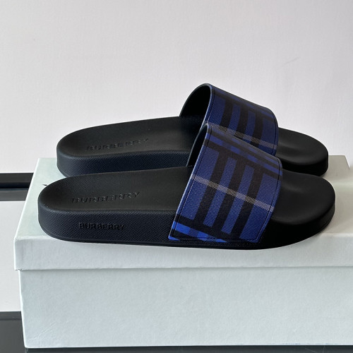 Burberry Mens Shoes Slippers Casual Design Mens Slide Luxury Brand Burberry Vintage Check Slide Men with Original Box whatsapp 【+1-3239614486】