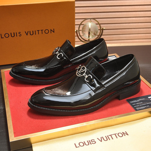 Louis Vuitton Men Shoes Dress Shoes Fashion Luxury Brand Mens Casual Shoes with Original Box whatsapp 【+1-3239614486】
