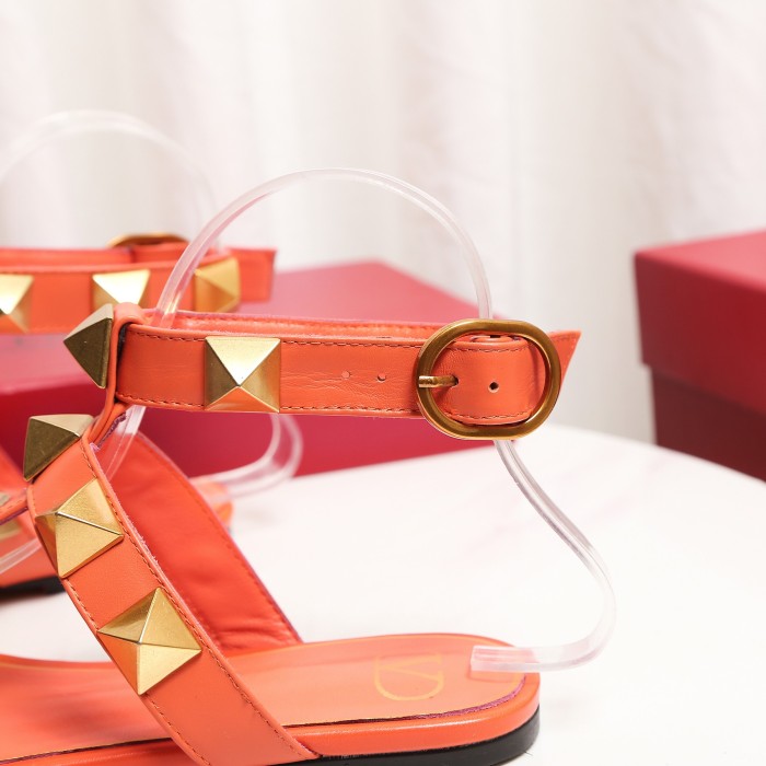 Valentino Women Shoes Mule Sandals Pointed Toe Slippers ROMAN STUD SLIDE SANDAL IN QUILTED NAPPA with Original Box Whatsapp【+1-3239614486】
