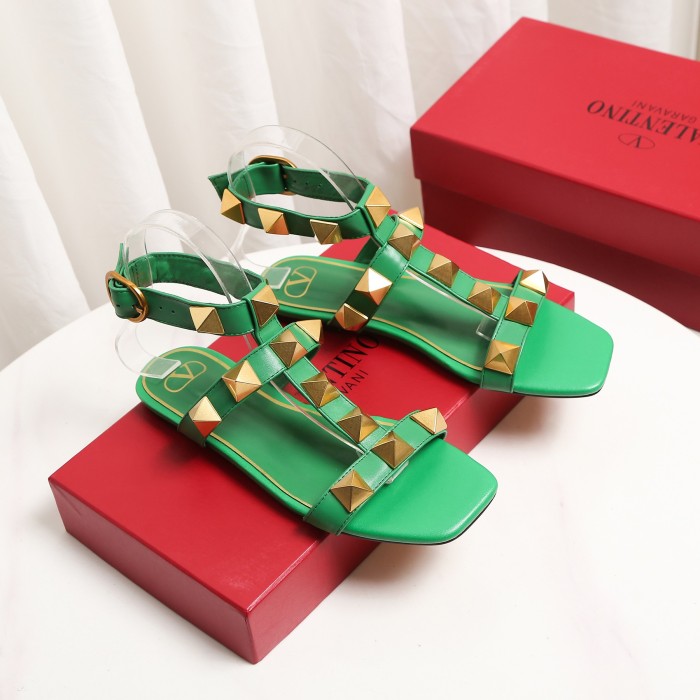 Valentino Women Shoes Mule Sandals Pointed Toe Slippers ROMAN STUD SLIDE SANDAL IN QUILTED NAPPA with Original Box Whatsapp【+1-3239614486】