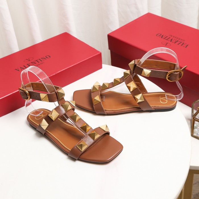 Valentino Women Shoes Mule Sandals Pointed Toe Slippers ROMAN STUD SLIDE SANDAL IN QUILTED NAPPA with Original Box Whatsapp【+1-3239614486】