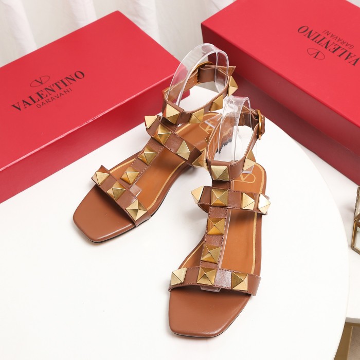 Valentino Women Shoes Mule Sandals Pointed Toe Slippers ROMAN STUD SLIDE SANDAL IN QUILTED NAPPA with Original Box Whatsapp【+1-3239614486】
