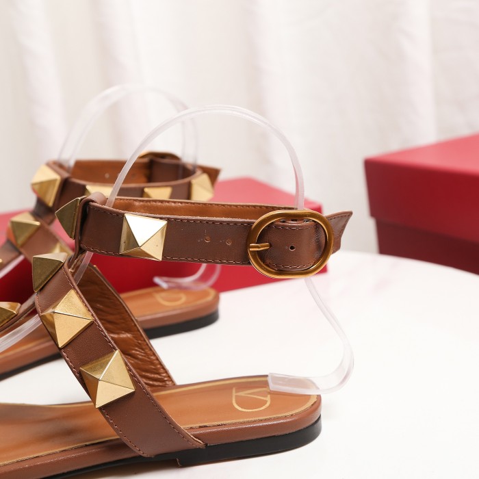 Valentino Women Shoes Mule Sandals Pointed Toe Slippers ROMAN STUD SLIDE SANDAL IN QUILTED NAPPA with Original Box Whatsapp【+1-3239614486】