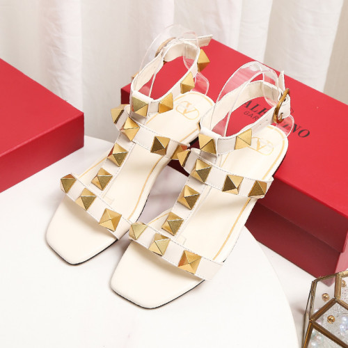 Valentino Women Shoes Mule Sandals Pointed Toe Slippers ROMAN STUD SLIDE SANDAL IN QUILTED NAPPA with Original Box Whatsapp【+1-3239614486】