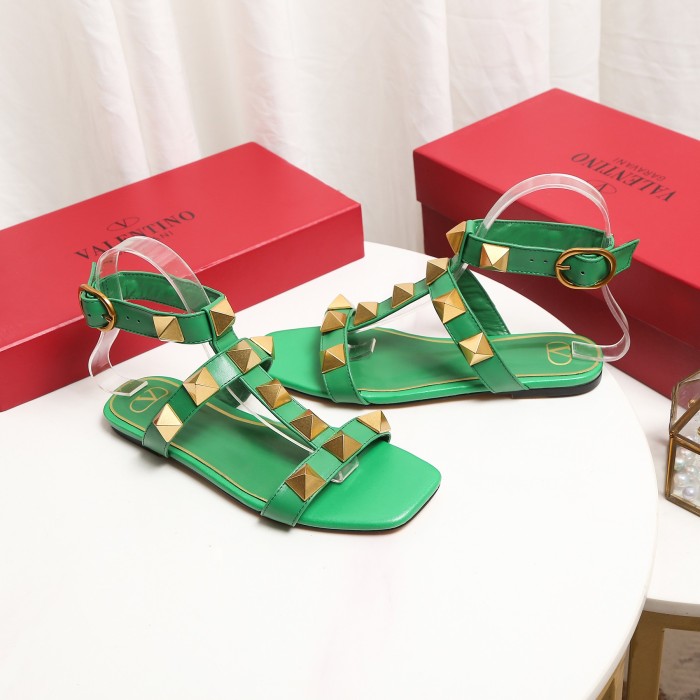 Valentino Women Shoes Mule Sandals Pointed Toe Slippers ROMAN STUD SLIDE SANDAL IN QUILTED NAPPA with Original Box Whatsapp【+1-3239614486】