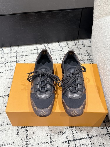 Louis Vuitton Mens Womens Unisex Shoes Fashion Sneakers Design Luxury Brand 1AHNFE LV Footprint Soccer Sneaker with Original Box Whatsapp 【+1-3239614486】