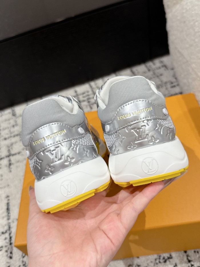 Louis Vuitton Mens Womens Unisex Shoes Fashion Sneakers Design Luxury Brand 1AHNFE LV Footprint Soccer Sneaker with Original Box Whatsapp 【+1-3239614486】