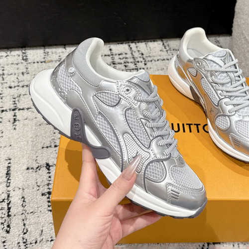 Louis Vuitton Mens Womens Unisex Shoes Fashion Sneakers Design Luxury Brand 1AHNFE LV Footprint Soccer Sneaker with Original Box Whatsapp 【+1-3239614486】
