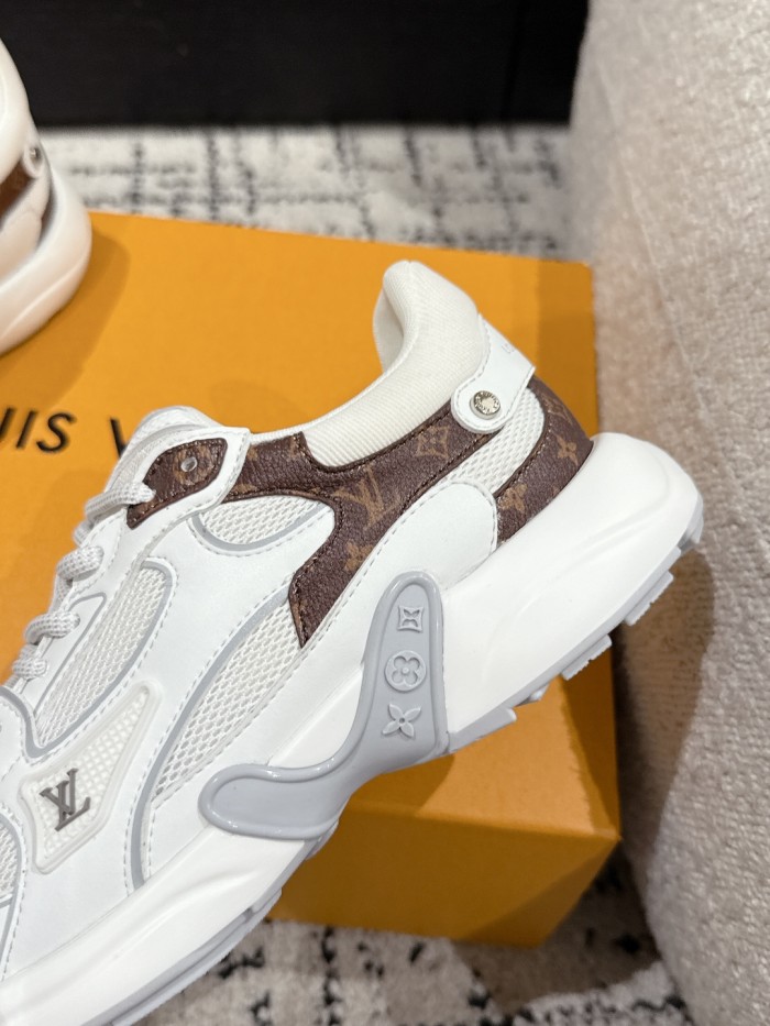 Louis Vuitton Mens Womens Unisex Shoes Fashion Sneakers Design Luxury Brand 1AHNFE LV Footprint Soccer Sneaker with Original Box Whatsapp 【+1-3239614486】