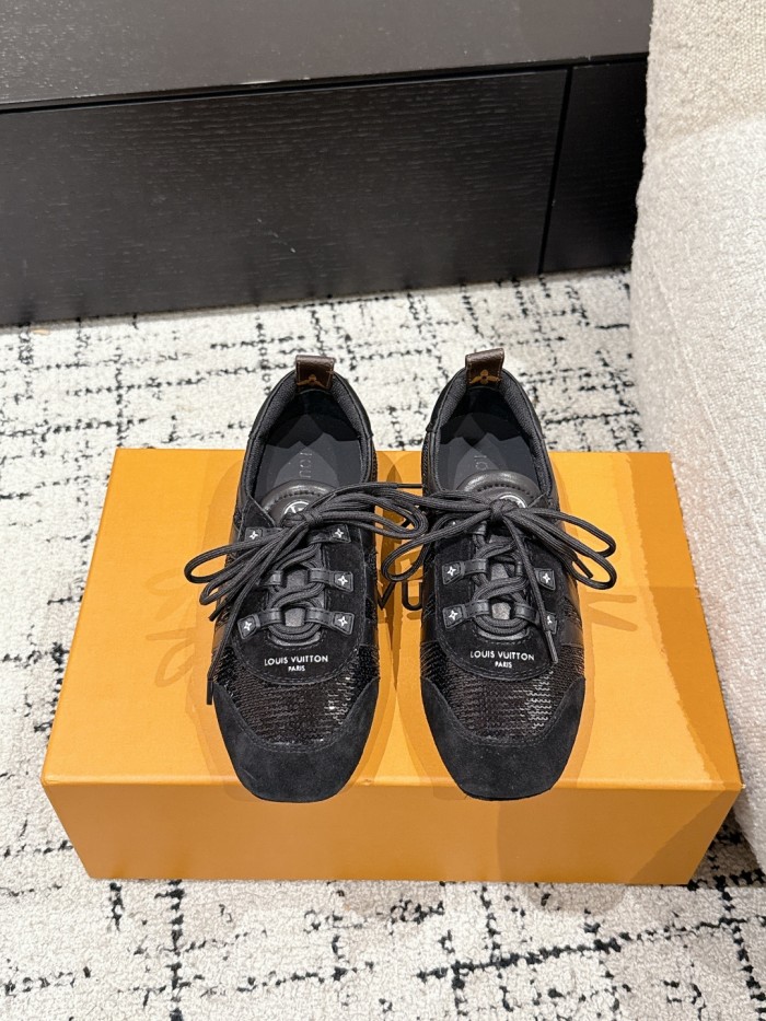 Louis Vuitton Mens Womens Unisex Shoes Fashion Sneakers Design Luxury Brand 1AHNFE LV Footprint Soccer Sneaker with Original Box Whatsapp 【+1-3239614486】