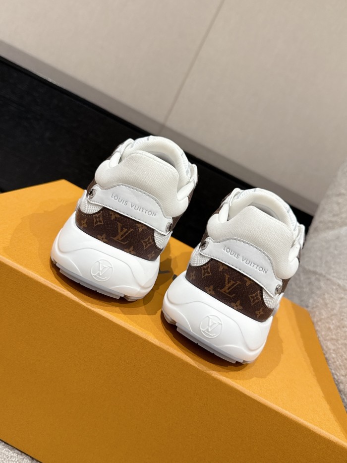 Louis Vuitton Mens Womens Unisex Shoes Fashion Sneakers Design Luxury Brand 1AHNFE LV Footprint Soccer Sneaker with Original Box Whatsapp 【+1-3239614486】