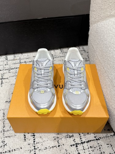 Louis Vuitton Mens Womens Unisex Shoes Fashion Sneakers Design Luxury Brand 1AHNFE LV Footprint Soccer Sneaker with Original Box Whatsapp 【+1-3239614486】