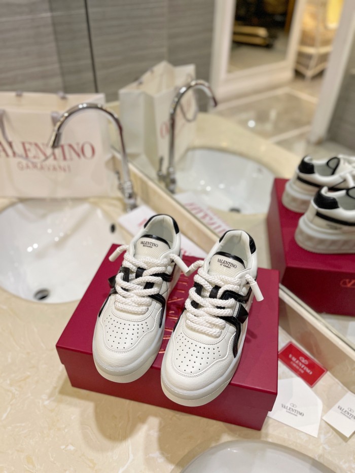 Valentino Womens Mens Unisex Shoes Sneakers Leather Luxury Brand Valentino Garavani Freedots XL calfskin leather trainer with Original Box Whatsapp【+1-3239614486】