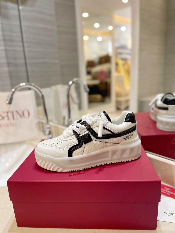 Valentino Womens Mens Unisex Shoes Sneakers Leather Luxury Brand Valentino Garavani Freedots XL calfskin leather trainer with Original Box Whatsapp【+1-3239614486】