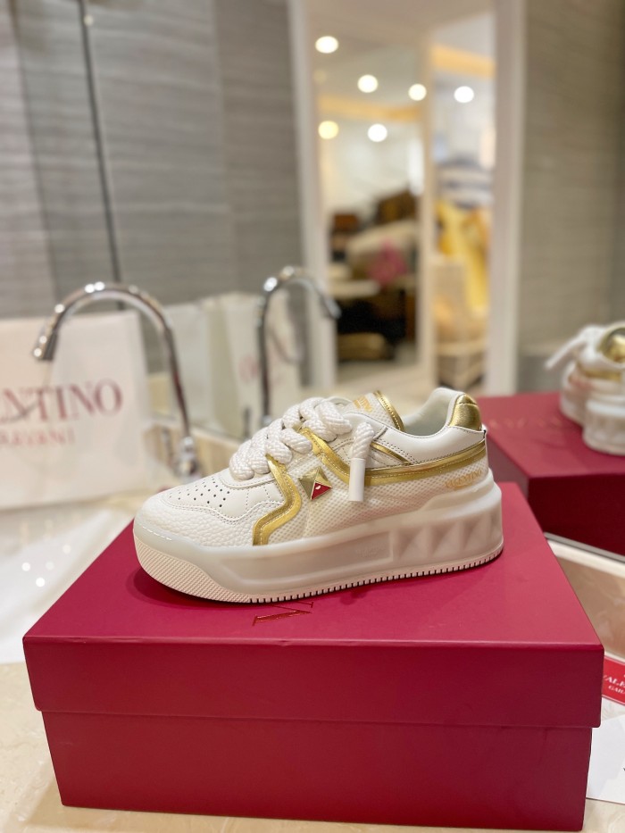 Valentino Womens Mens Unisex Shoes Sneakers Leather Luxury Brand Valentino Garavani Freedots XL calfskin leather trainer with Original Box Whatsapp【+1-3239614486】