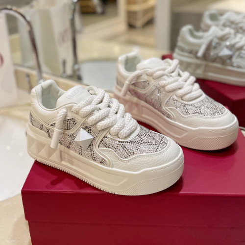 Valentino Womens Mens Unisex Shoes Sneakers Leather Luxury Brand Valentino Garavani Freedots XL calfskin leather trainer with Original Box Whatsapp【+1-3239614486】