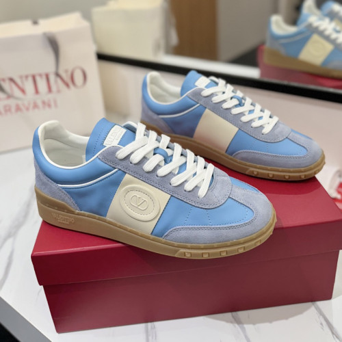 Valentino Womens Mens Unisex Shoes Sneakers Leather Luxury Brand Valentino Garavani Freedots XL calfskin leather trainer with Original Box Whatsapp【+1-3239614486】