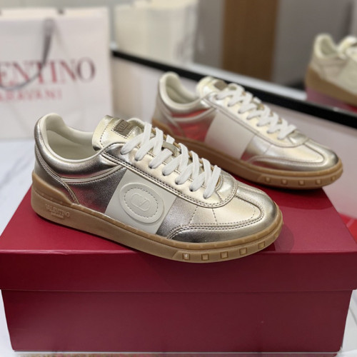 Valentino Womens Mens Unisex Shoes Sneakers Leather Luxury Brand Valentino Garavani Freedots XL calfskin leather trainer with Original Box Whatsapp【+1-3239614486】