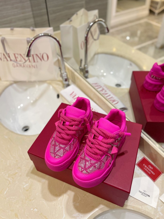 Valentino Womens Mens Unisex Shoes Sneakers Leather Luxury Brand Valentino Garavani Freedots XL calfskin leather trainer with Original Box Whatsapp【+1-3239614486】