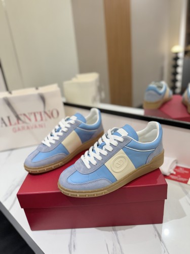 Valentino Womens Mens Unisex Shoes Sneakers Leather Luxury Brand Valentino Garavani Freedots XL calfskin leather trainer with Original Box Whatsapp【+1-3239614486】