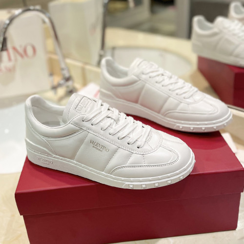 Valentino Womens Mens Unisex Shoes Sneakers Leather Luxury Brand Valentino Garavani Freedots XL calfskin leather trainer with Original Box Whatsapp【+1-3239614486】