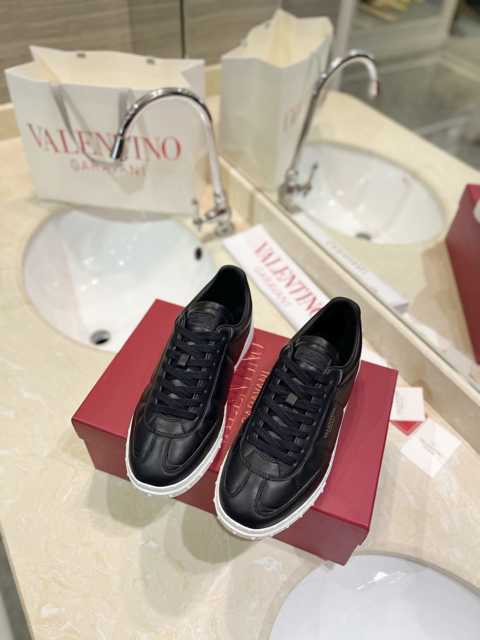 Valentino Womens Mens Unisex Shoes Sneakers Leather Luxury Brand Valentino Garavani Freedots XL calfskin leather trainer with Original Box Whatsapp【+1-3239614486】