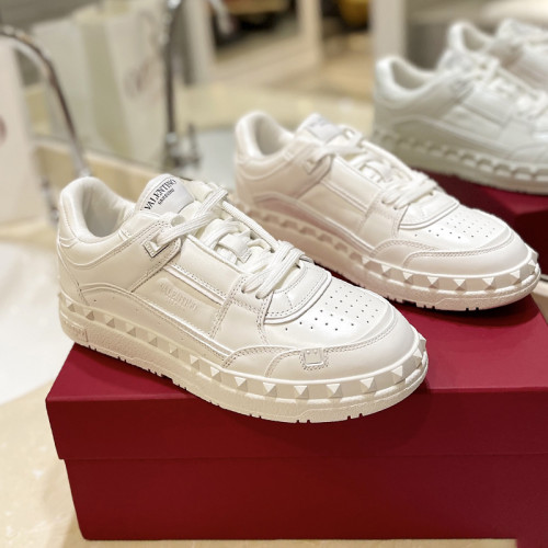 Valentino Womens Mens Unisex Shoes Sneakers Leather Luxury Brand Valentino Garavani Freedots XL calfskin leather trainer with Original Box Whatsapp【+1-3239614486】