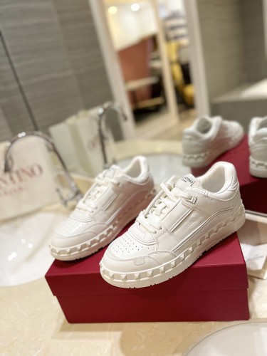 Valentino Womens Mens Unisex Shoes Sneakers Leather Luxury Brand Valentino Garavani Freedots XL calfskin leather trainer with Original Box Whatsapp【+1-3239614486】