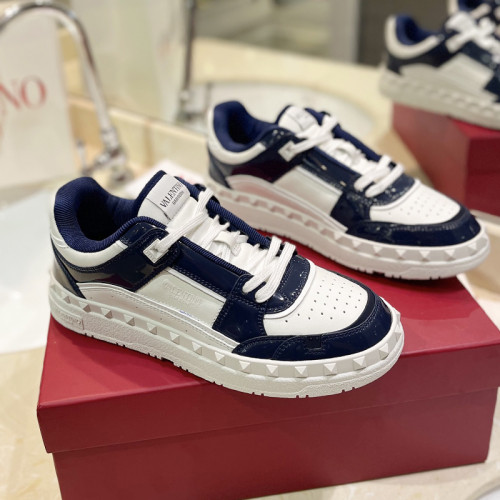 Valentino Womens Mens Unisex Shoes Sneakers Leather Luxury Brand Valentino Garavani Freedots XL calfskin leather trainer with Original Box Whatsapp【+1-3239614486】