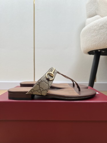 Gucci Womens Shoes Slippers Luxury Brand Fashion WOMEN'S THONG SANDAL WITH HORSEBIT ‎816590 C9D00 1000 with Original Box whatsapp【+1-3239614486】