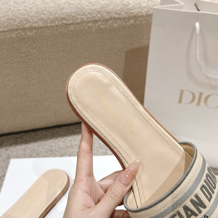 Dior Women Shoes DWAY HEELED SLIDE Embroidered Cotton Luxury Brand Womens Sandals Slippers with Original Box KCQ244ERC_S56B